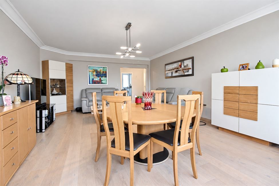 COUP DE COEUR - Magnifique appartemnt 2ch + garage à 1190 FOREST - Réf. 13682