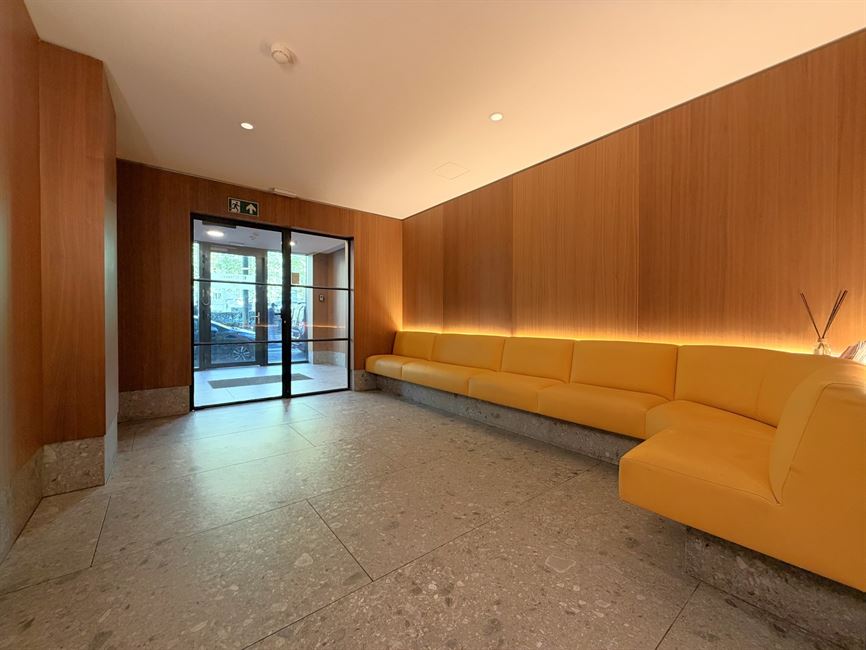 CHÂTELAIN - Appartement 2ch dans un immeuble de haut standing !  à 1050 IXELLES - Réf. 13680