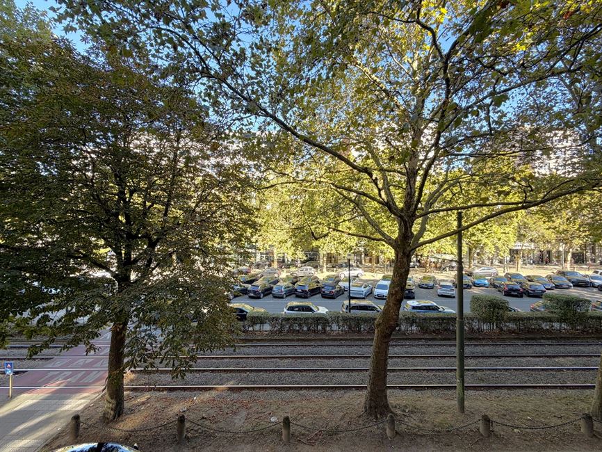 CHÂTELAIN - Appartement 2ch dans un immeuble de haut standing !  à 1050 IXELLES - Réf. 13680