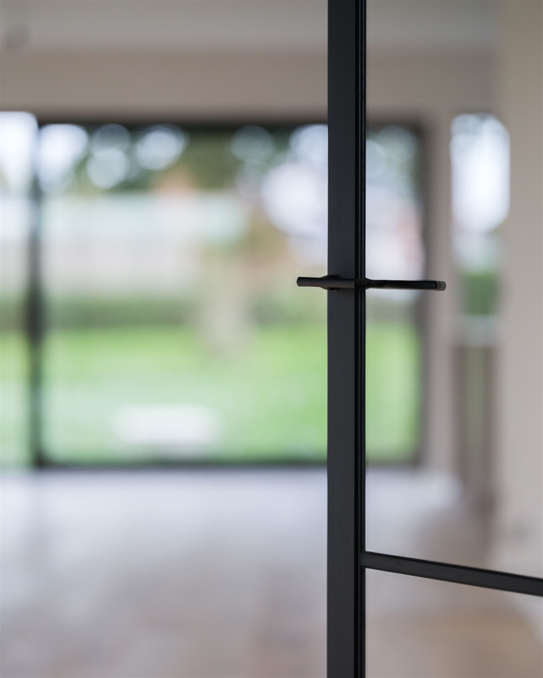 Prachtig landelijk gelegen, vlakbij de gezellige dorpskern Vinkt en op slechts 10 min. van Deinze-centrum.

Op het einde van een doodlopende straat ...