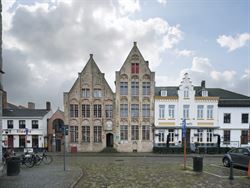 Damme: een pittoresk stadje met een rijke geschiedenis op amper 5 km van Brugge.

Midden in de stadskern vind je hier een originele, karaktervolle s...