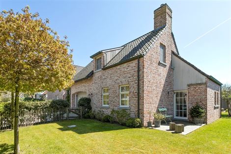 WENST U EEN BEZOEK? SURF NAAR ONZE SITE: WWW.INFINIMO.BE > ZOEK DE DESBETREFFENDE EIGENDOM > REGISTREER U VIA DE KNOP ‘PLAN EEN BEZOEK’.
Ontdek d...