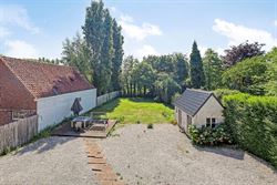 WENST U EEN BEZOEK? SURF NAAR ONZE SITE: WWW.INFINIMO.BE > ZOEK DE DESBETREFFENDE EIGENDOM > REGISTREER U VIA DE KNOP ‘PLAN EEN BEZOEK’.
Stap bin...