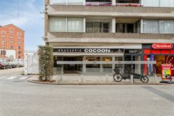 WENST U EEN BEZOEK? SURF NAAR ONZE SITE: WWW.INFINIMO.BE > ZOEK DE DESBETREFFENDE EIGENDOM > REGISTREER U VIA DE KNOP ‘PLAN EEN BEZOEK’.
In het h...