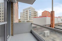 Handelspand op toplocatie in hartje Deinze.

In het hart van Deinze, in de levendige Tolpoortstraat, bevindt zich dit instapklare handelspand met ui...