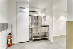 WENST U EEN BEZOEK? SURF NAAR ONZE SITE: WWW.INFINIMO.BE > ZOEK DE DESBETREFFENDE EIGENDOM > REGISTREER U VIA DE KNOP ‘PLAN EEN BEZOEK’.
In het h...