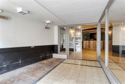 Handelspand op toplocatie in hartje Deinze.

In het hart van Deinze, in de levendige Tolpoortstraat, bevindt zich dit instapklare handelspand met ui...