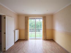 Zon, ruimte en privacy in een doodlopend straatje nabij het centrum.
In een rustige, residentiële buurt van Merendree, vlakbij het centrum maar toch...