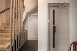 Ben je op zoek naar een rendabele investering met een uitstekende ligging én groeipotentieel? Dan is deze veelzijdige opbrengsteigendom in het centru...