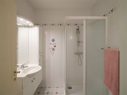 Zon, ruimte en privacy in een doodlopend straatje nabij het centrum.
In een rustige, residentiële buurt van Merendree, vlakbij het centrum maar toch...