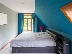 Op zoek naar een woning die ruimte, comfort en flexibiliteit combineert? Deze open bebouwing op het rustige Hemingplein in Sint-Denijs-Westrem is voor...