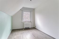 WENST U EEN BEZOEK? SURF NAAR ONZE SITE: WWW.INFINIMO.BE > ZOEK DE DESBETREFFENDE EIGENDOM > REGISTREER U VIA DE KNOP ‘PLAN EEN BEZOEK’.
Op een r...