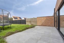 WENST U EEN BEZOEK? SURF NAAR ONZE SITE: WWW.INFINIMO.BE > ZOEK DE DESBETREFFENDE EIGENDOM > REGISTREER U VIA DE KNOP ‘PLAN EEN BEZOEK’.
Zeer rec...