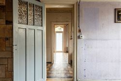 Ontdek deze charmante woning met 3 slaapkamers, op een boogscheut van Gent-centrum. Dit pand biedt enorm veel potentieel voor wie op zoek is naar een ...