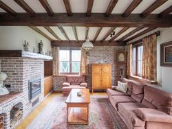 In een rustige doodlopende straat, in een kindvriendelijke woonwijk, vind je deze ruime en instapklare gezinswoning. De lichtrijke leefruimte sluit na...