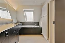 WENST U EEN BEZOEK? SURF NAAR ONZE SITE: WWW.INFINIMO.BE > ZOEK DE DESBETREFFENDE EIGENDOM > REGISTREER U VIA DE KNOP ‘PLAN EEN BEZOEK’.
In het c...