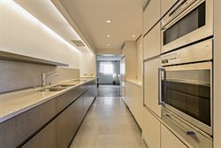 WENST U EEN BEZOEK? SURF NAAR ONZE SITE: WWW.INFINIMO.BE > ZOEK DE DESBETREFFENDE EIGENDOM > REGISTREER U VIA DE KNOP ‘PLAN EEN BEZOEK’.
In het c...