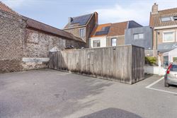 WENST U EEN BEZOEK? SURF NAAR ONZE SITE: WWW.INFINIMO.BE > ZOEK DE DESBETREFFENDE EIGENDOM > REGISTREER U VIA DE KNOP ‘PLAN EEN BEZOEK’.
Dit leuk...