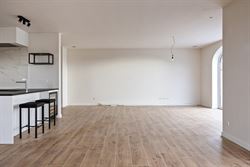 WENST U EEN BEZOEK? SURF NAAR ONZE SITE: WWW.INFINIMO.BE > ZOEK DE DESBETREFFENDE EIGENDOM > REGISTREER U VIA DE KNOP ‘PLAN EEN BEZOEK’.
In een u...