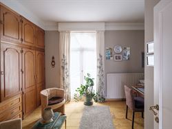 Ontdek deze uitzonderlijk charmante Franse villa in de rustige en residentiële Opperhofstraat in Drongen, op slechts enkele passen van het idyllische...