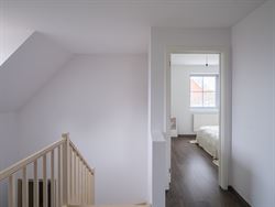 In een rustige en kindvriendelijke buurt vind je deze charmante open bebouwing die hedendaags wooncomfort combineert met een warme, uitnodigende sfeer...