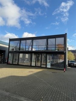 WENST U EEN BEZOEK? SURF NAAR ONZE SITE: WWW.INFINIMO.BE > ZOEK DE DESBETREFFENDE EIGENDOM > REGISTREER U VIA DE KNOP ‘PLAN EEN BEZOEK’.
Opportun...