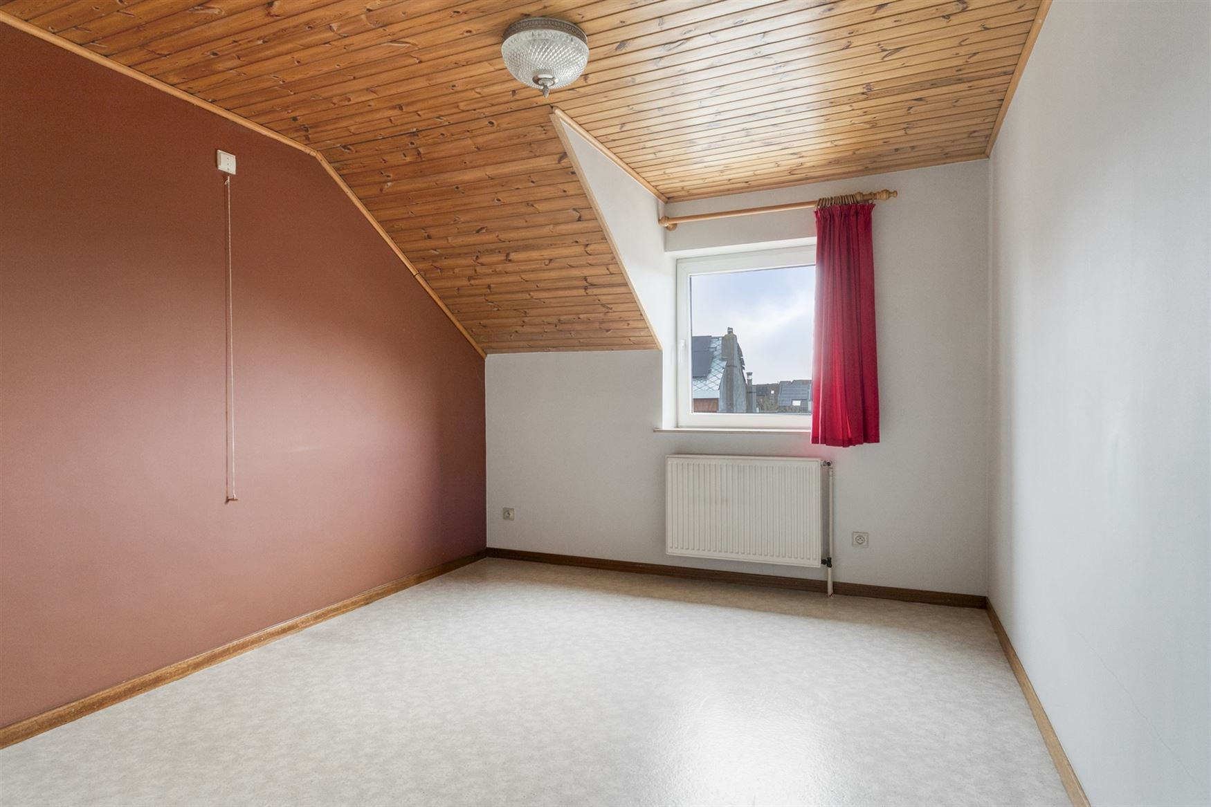 WENST U EEN BEZOEK? SURF NAAR ONZE SITE: WWW.INFINIMO.BE > ZOEK DE DESBETREFFENDE EIGENDOM > REGISTREER U VIA DE KNOP ‘PLAN EEN BEZOEK’.
Op een u...