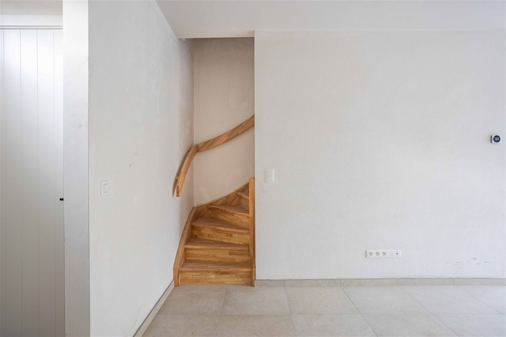 Op een uitgelezen locatie waar het authentieke dorpsgevoel van Asper nog primeert ... waar vele wandel- en fietsroutes vertrekken die je leiden door d...