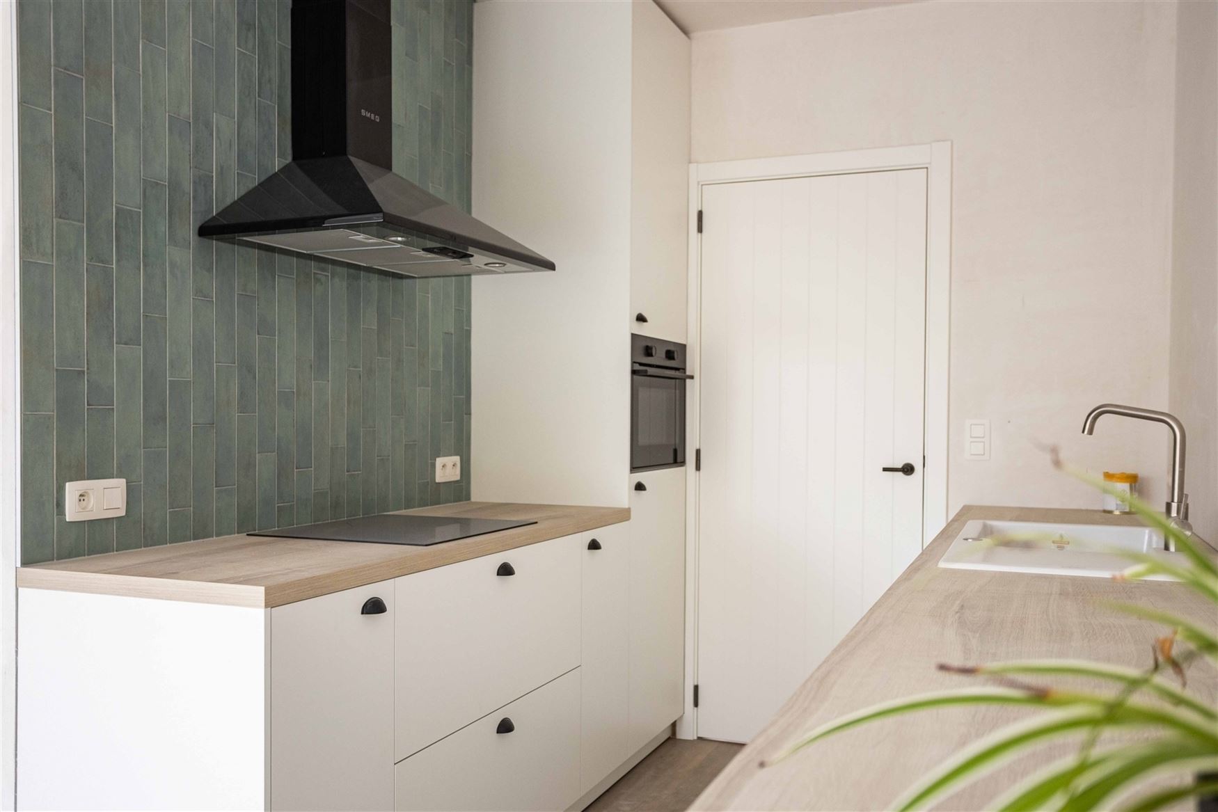 Op een uitgelezen locatie waar het authentieke dorpsgevoel van Asper nog primeert ... waar vele wandel- en fietsroutes vertrekken die je leiden door d...