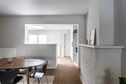 In de pittoreske dorpskern van Sint-Denijs-Westrem, op slechts enkele minuten verwijderd van Sint-Martens-Latem en Gent-centrum.

Hier geniet je van...