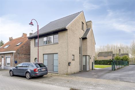 WENST U EEN BEZOEK? SURF NAAR ONZE SITE: WWW.INFINIMO.BE > ZOEK DE DESBETREFFENDE EIGENDOM > REGISTREER U VIA DE KNOP ‘PLAN EEN BEZOEK’.
In het h...