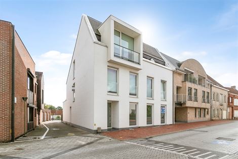 WENST U EEN BEZOEK? SURF NAAR ONZE SITE: WWW.INFINIMO.BE > ZOEK DE DESBETREFFENDE EIGENDOM > REGISTREER U VIA DE KNOP ‘PLAN EEN BEZOEK’.
Dit appa...