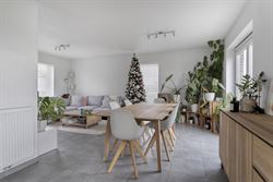 WENST U EEN BEZOEK? SURF NAAR ONZE SITE: WWW.INFINIMO.BE > ZOEK DE DESBETREFFENDE EIGENDOM > REGISTREER U VIA DE KNOP ‘PLAN EEN BEZOEK’.
Wie op z...