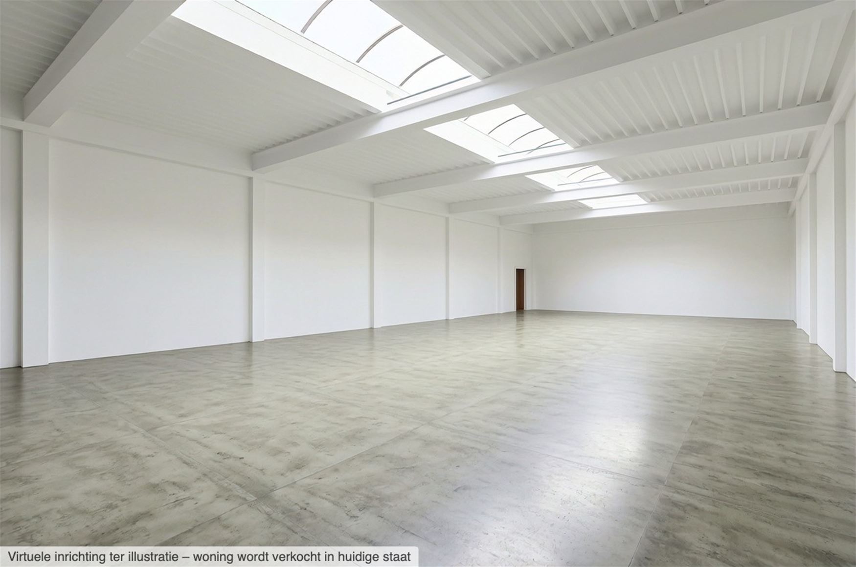 Dit veelzijdige pand is uitstekend gelegen langs de Hundelgemsesteenweg in Merelbeke, een commerciële topligging met sterke zichtbaarheid en vlotte v...