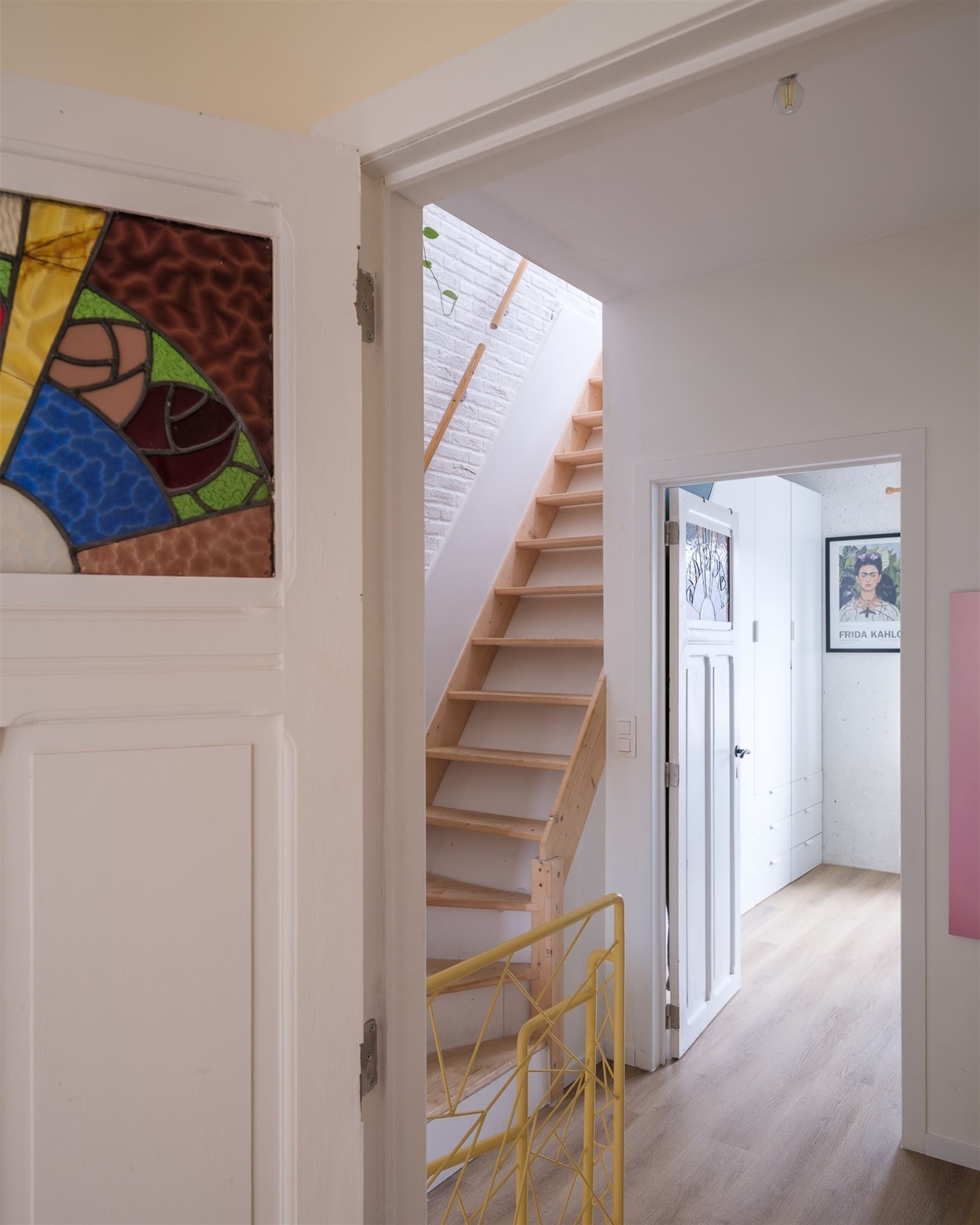 In een rustige en aangename buurt te Gent vinden we deze totaal gerenoveerde woning (2022 en 2025), waar authentieke charme en modern wooncomfort perf...