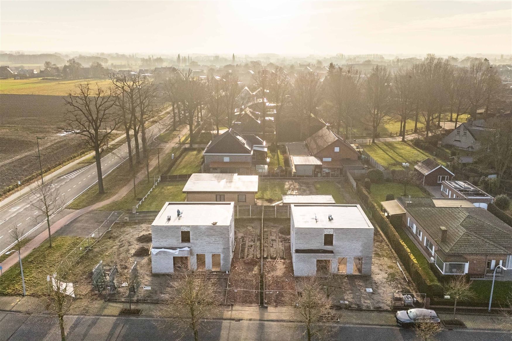 6% BTW MOGELIJK OP DE CONSTRUCTIEWAARDE
In het rustige en groene Lotenhulle, een charmante deelgemeente van Aalter, realiseert een lokaal gerenommeer...
