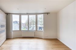 Op zoek naar een ruime woning op een topligging in Gent? Deze eigendom in de Opvoedingstraat combineert ruimte, comfort en een uitstekende bereikbaarh...