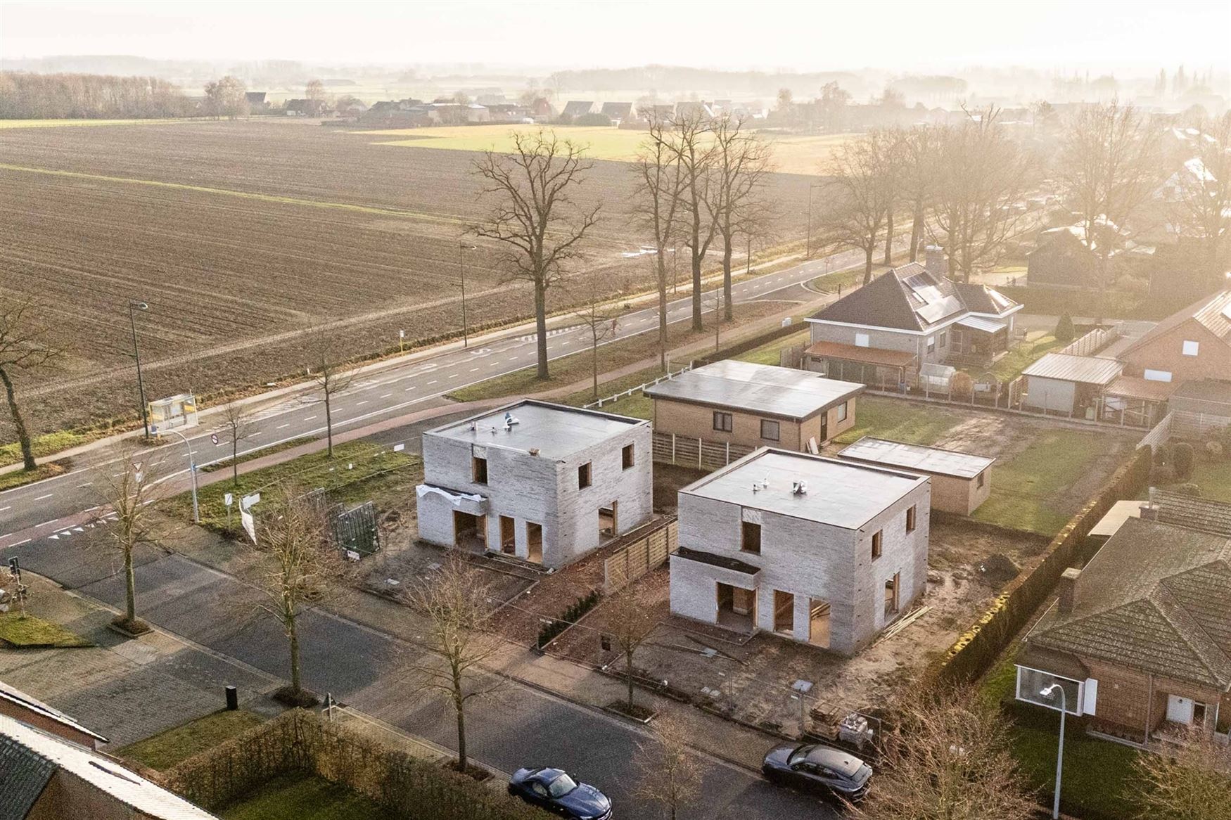 6% BTW MOGELIJK OP DE CONSTRUCTIEWAARDE
In het rustige en groene Lotenhulle, een charmante deelgemeente van Aalter, realiseert een lokaal gerenommeer...