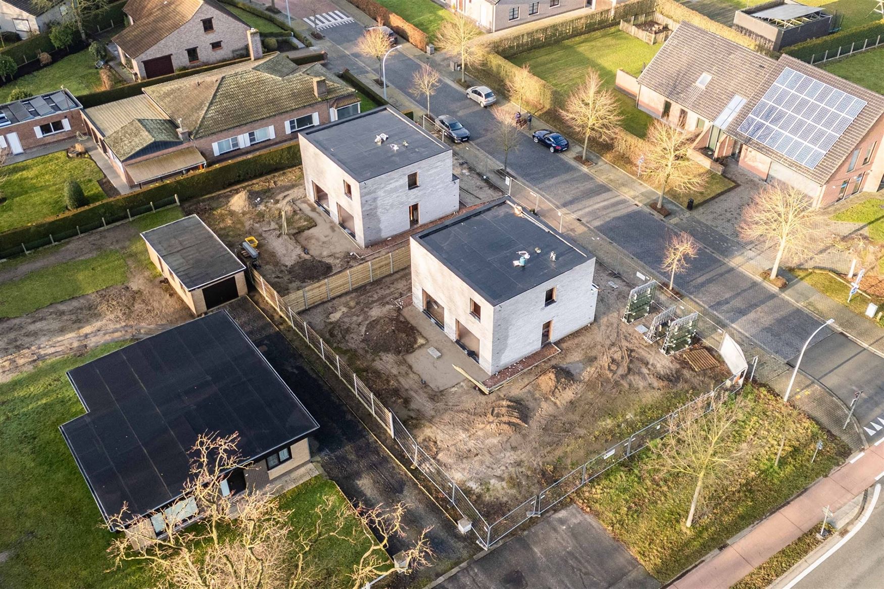 6% BTW MOGELIJK OP DE CONSTRUCTIEWAARDE
In het rustige en groene Lotenhulle, een charmante deelgemeente van Aalter, realiseert een lokaal gerenommeer...