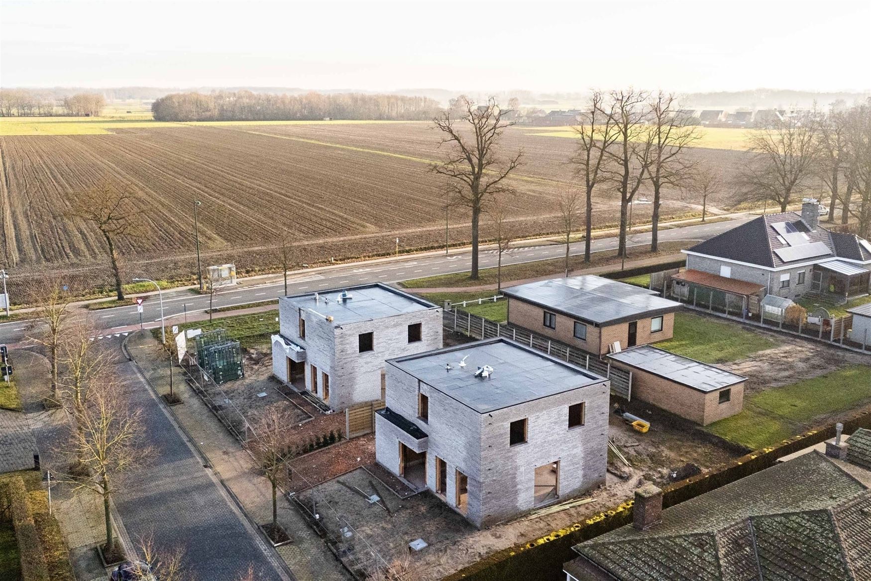 6% BTW MOGELIJK OP DE CONSTRUCTIEWAARDE
In het rustige en groene Lotenhulle, een charmante deelgemeente van Aalter, realiseert een lokaal gerenommeer...