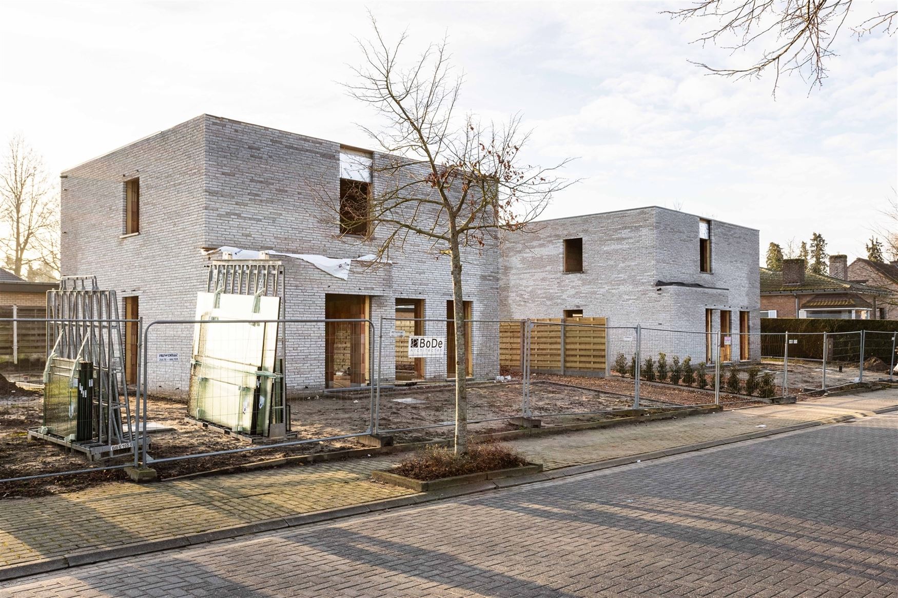 6% BTW MOGELIJK OP DE CONSTRUCTIEWAARDE
In het rustige en groene Lotenhulle, een charmante deelgemeente van Aalter, realiseert een lokaal gerenommeer...