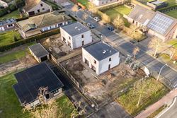 6% BTW MOGELIJK OP DE CONSTRUCTIEWAARDE
In het rustige en groene Lotenhulle, een charmante deelgemeente van Aalter, realiseert een lokaal gerenommeer...