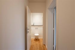 Op zoek naar een ruime woning op een topligging in Gent? Deze eigendom in de Opvoedingstraat combineert ruimte, comfort en een uitstekende bereikbaarh...