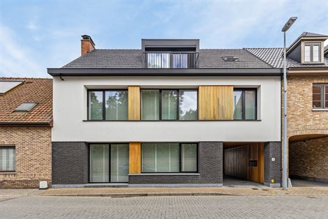 WENST U EEN BEZOEK? SURF NAAR ONZE SITE: WWW.INFINIMO.BE > ZOEK DE DESBETREFFENDE EIGENDOM > REGISTREER U VIA DE KNOP ‘PLAN EEN BEZOEK’.
In Vinkt...