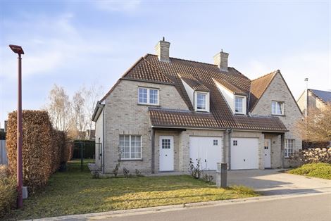 WENST U EEN BEZOEK? SURF NAAR ONZE SITE: WWW.INFINIMO.BE > ZOEK DE DESBETREFFENDE EIGENDOM > REGISTREER U VIA DE KNOP ‘PLAN EEN BEZOEK’.
Deze won...