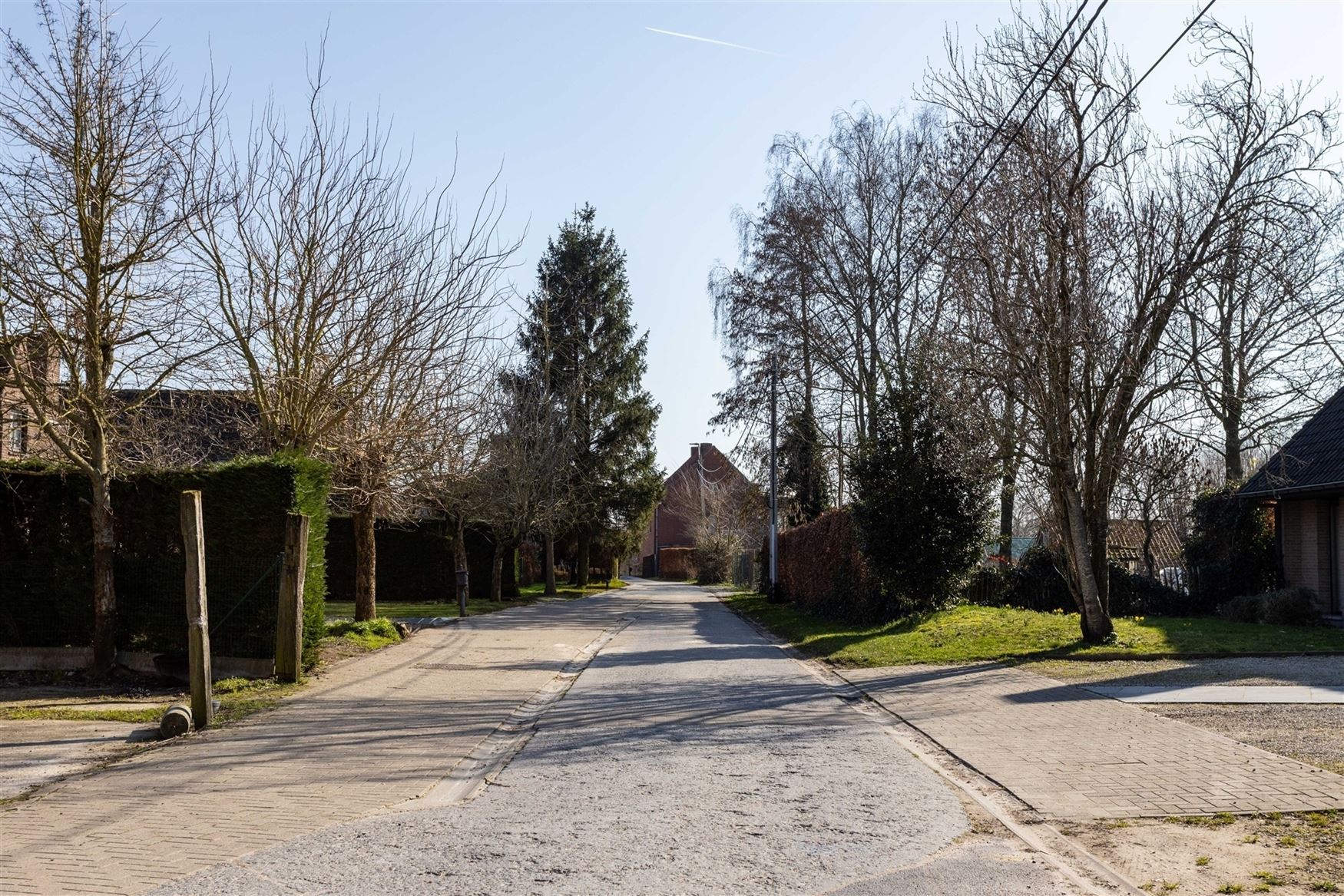 Droomt u van het bouwen van uw eigen woning op een rustige locatie met een landelijk karakter? Dan is dit perceel in de Priesteragiestraat in Sint-Baa...