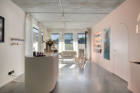 WENST U EEN BEZOEK? SURF NAAR ONZE SITE: WWW.INFINIMO.BE > ZOEK DE DESBETREFFENDE EIGENDOM > REGISTREER U VIA DE KNOP ‘PLAN EEN BEZOEK’.
Bent u o...