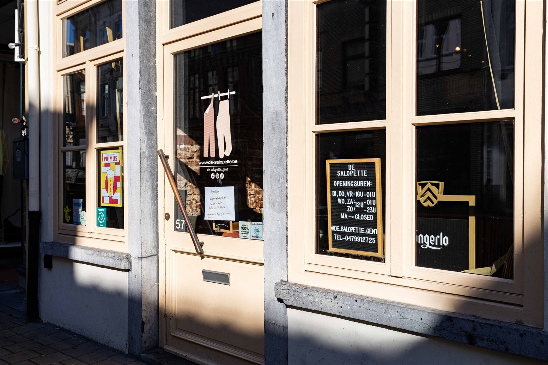 Bent u op zoek naar een karaktervol investeringspand op een topligging in het hart van Gent? Dit horecapand op de Steendam bevindt zich in het histori...