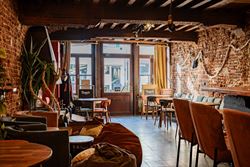 Bent u op zoek naar een karaktervol investeringspand op een topligging in het hart van Gent? Dit horecapand op de Steendam bevindt zich in het histori...