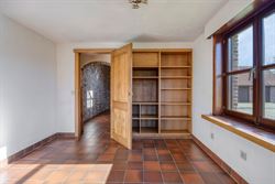 WENST U EEN BEZOEK? SURF NAAR ONZE SITE: WWW.INFINIMO.BE > ZOEK DE DESBETREFFENDE EIGENDOM > REGISTREER U VIA DE KNOP ‘PLAN EEN BEZOEK’.
Deze lan...